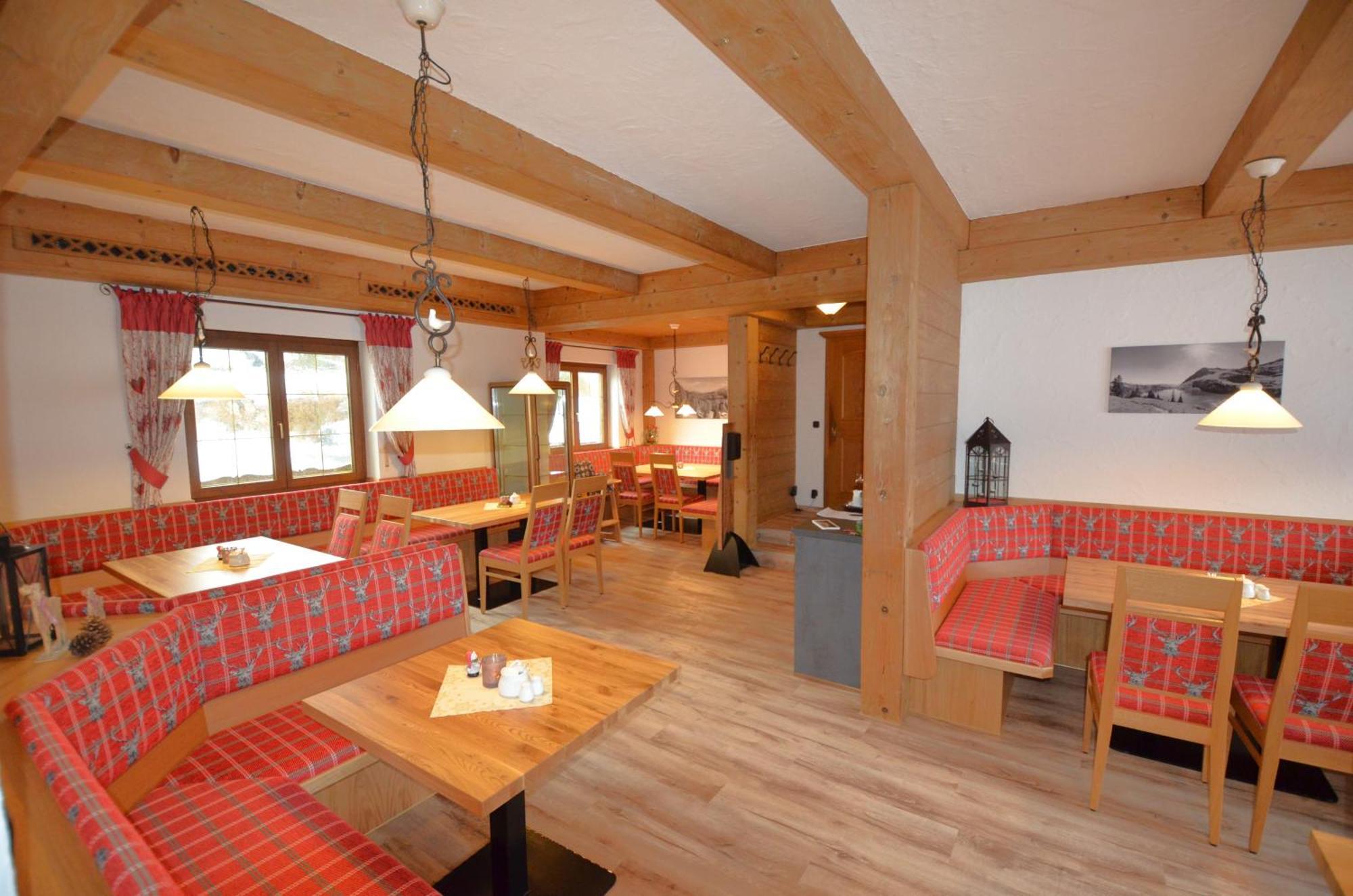 Hotel Cafe Fuggerhof Oberstdorf Exterior photo