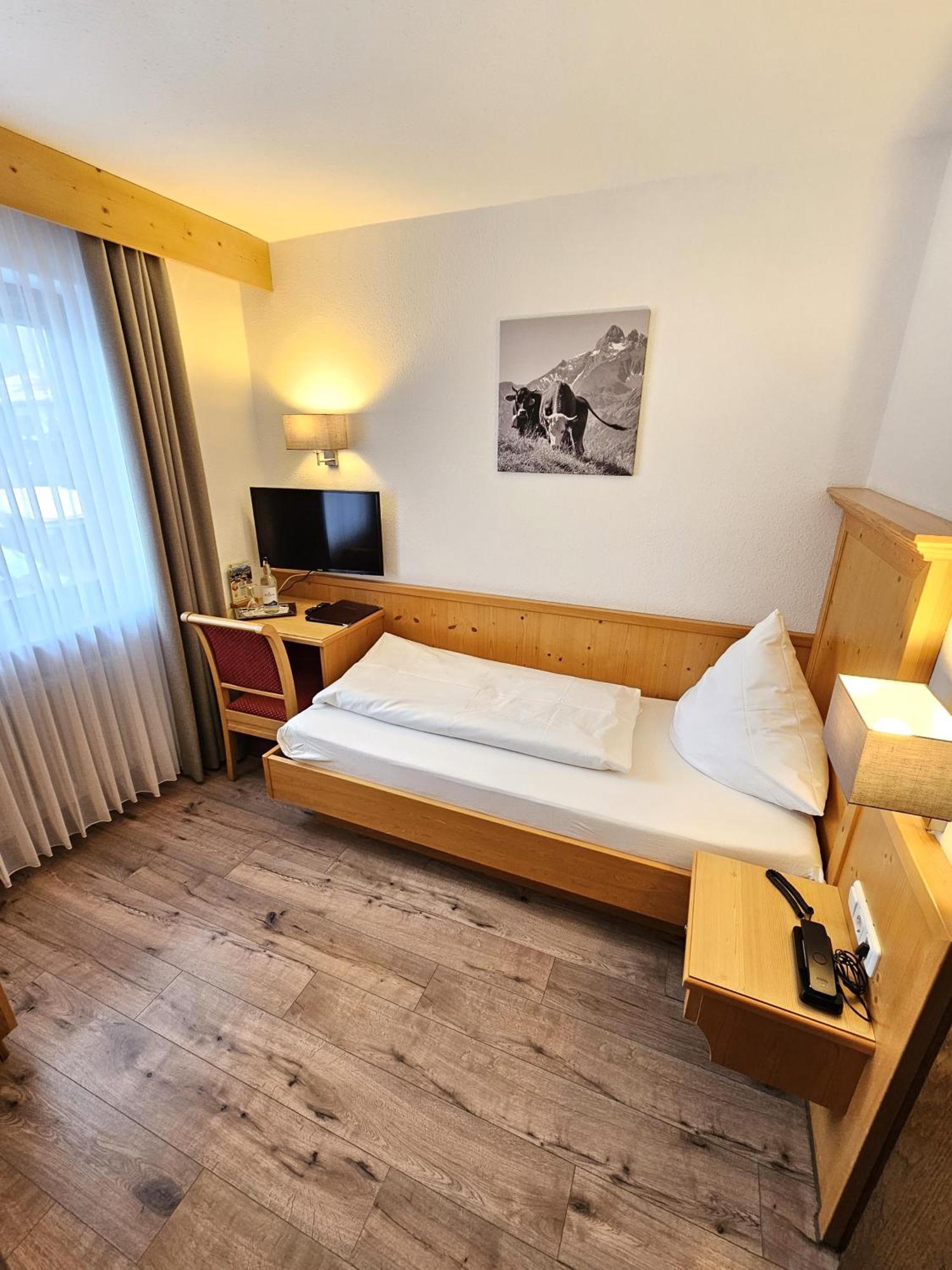 Hotel Cafe Fuggerhof Oberstdorf Exterior photo