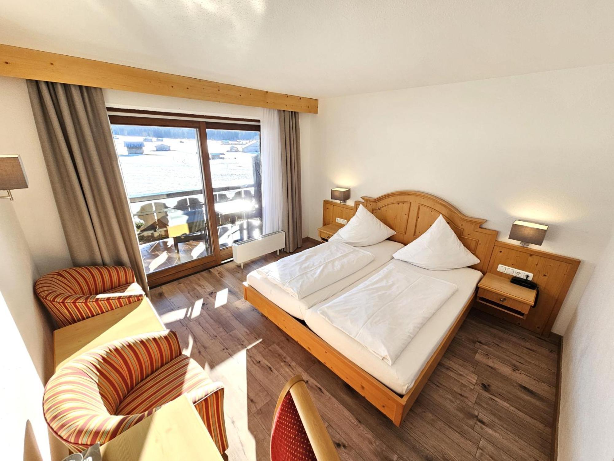 Hotel Cafe Fuggerhof Oberstdorf Exterior photo