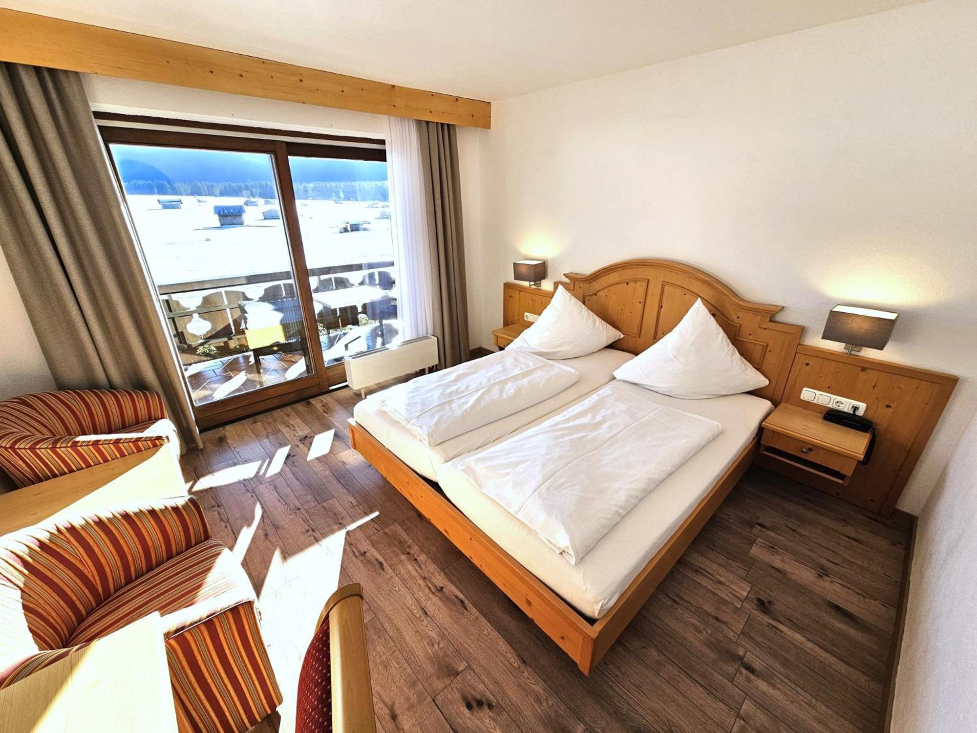 Hotel Cafe Fuggerhof Oberstdorf Exterior photo