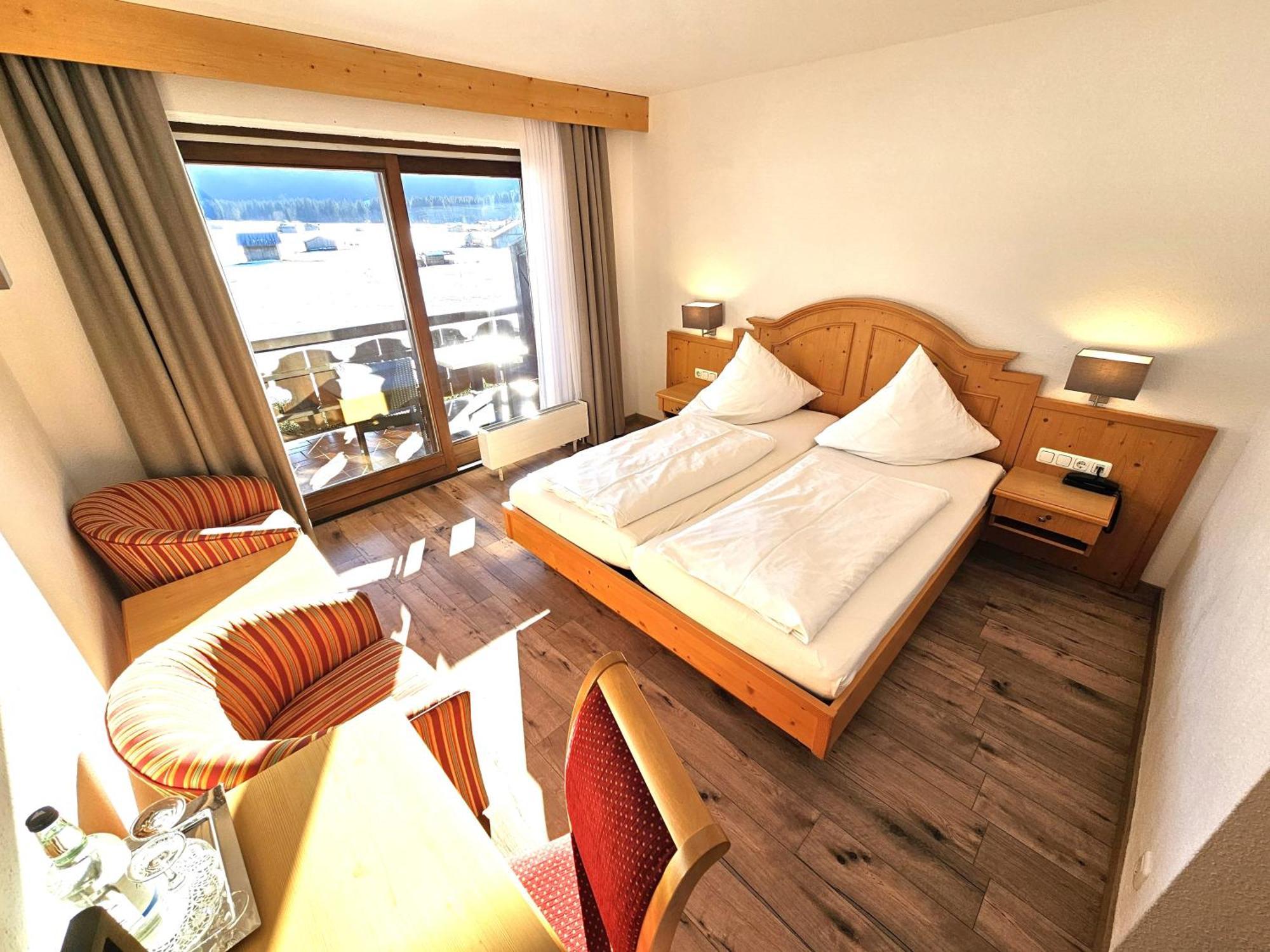 Hotel Cafe Fuggerhof Oberstdorf Exterior photo