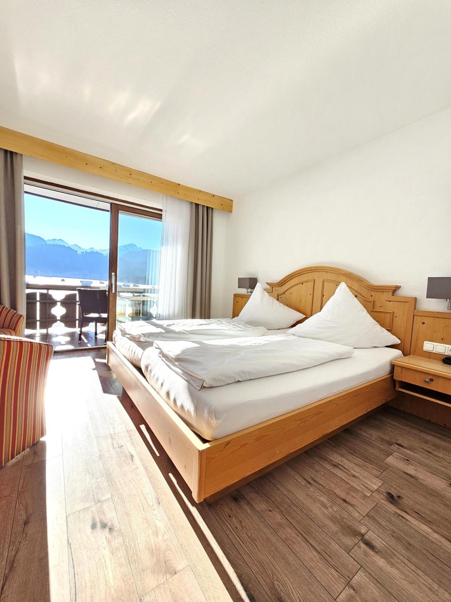 Hotel Cafe Fuggerhof Oberstdorf Exterior photo
